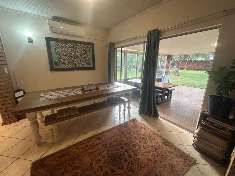 4 Bedroom Property for Sale in Hartbeesfontein AH North West